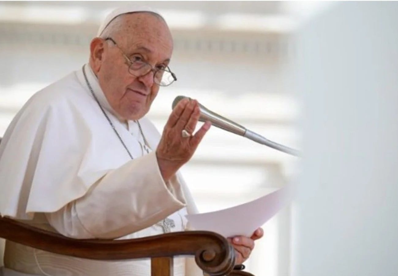 Tras su estado crítico de salud, el Papa Francisco preparó su carta de renuncia: “He firmado porque...”