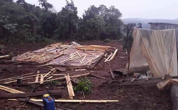 Intentan resolver problema de tierras de las familias desalojadas en San Vicente.