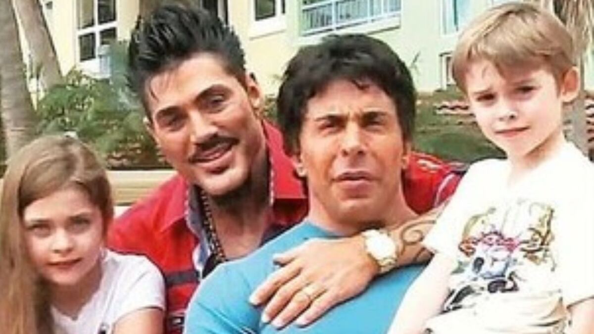 Viralizaron una foto de la tumba de Gustavo Martínez, el padrino de los hijos de Ricardo Fort: “Qué triste”
