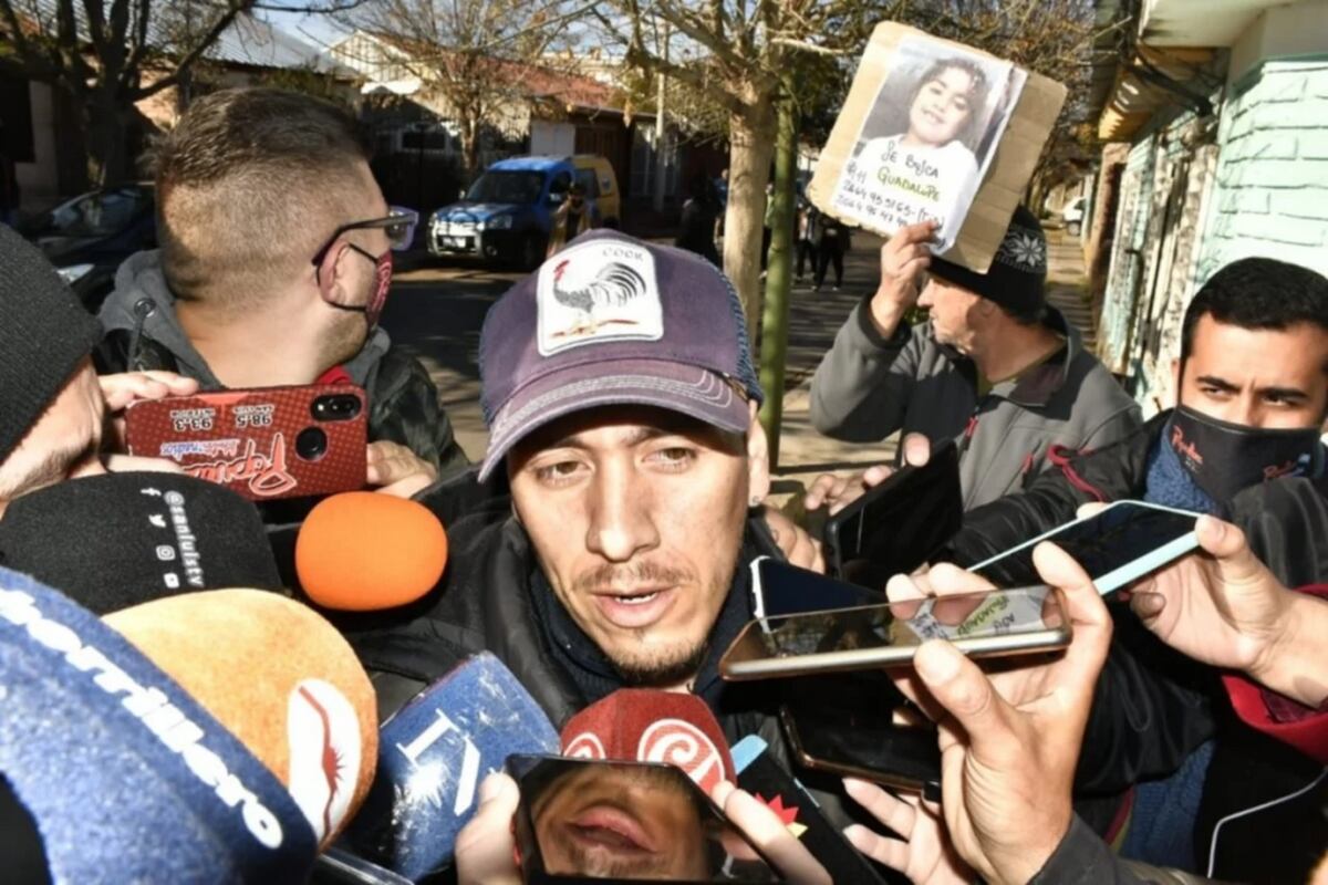 El papá de Guadalupe está devastado por la falta de datos sobre su hija, su abogado pide apoyo psicológico