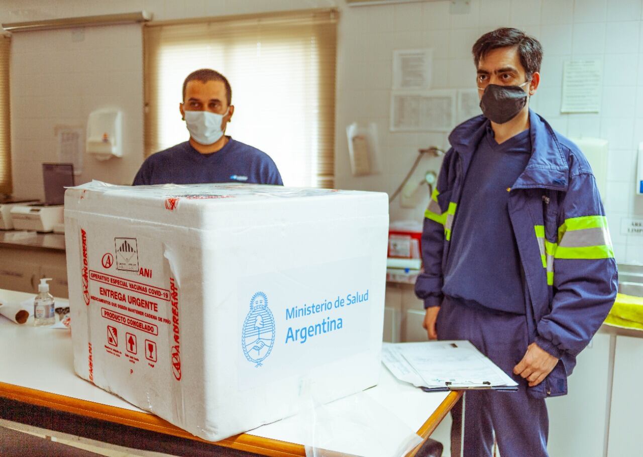 Este miércoles se completará de repartir en toda la provincia la segunda tanda de vacunas rusas destinadas a aplicar la segunda dosis en todos los empleados esenciales.