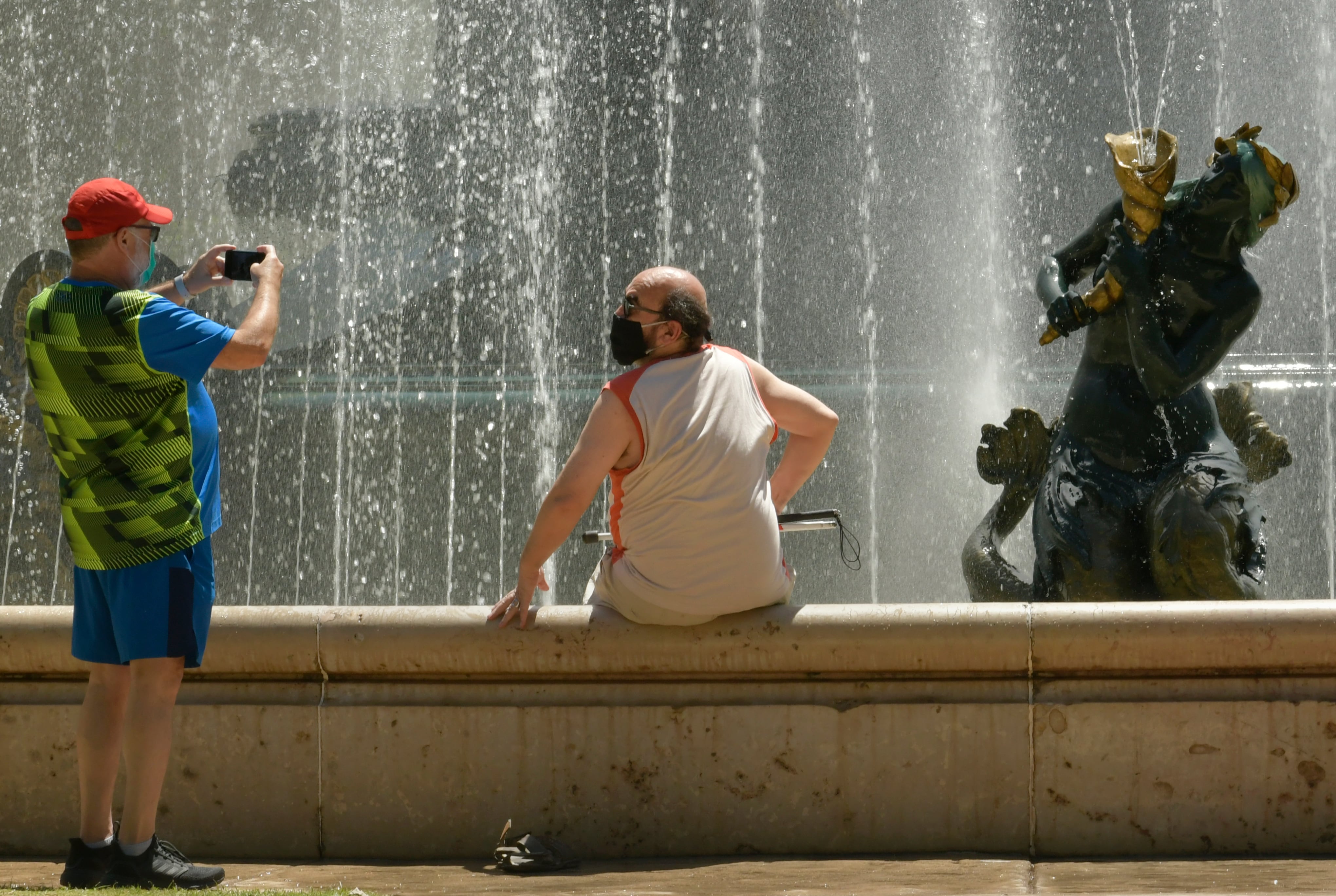 La máxima estimada para este domingo es de 39°. Foto: Orlando Pelichotti / Los Andes


