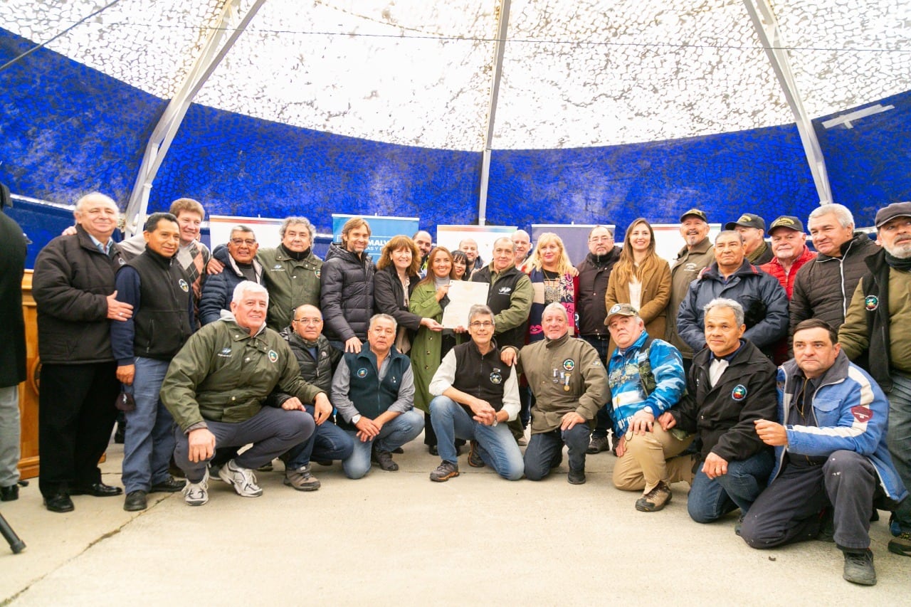 Veteranos de la Guerra de Malvinas de Río Grande recibieron su tarjeta BTF.