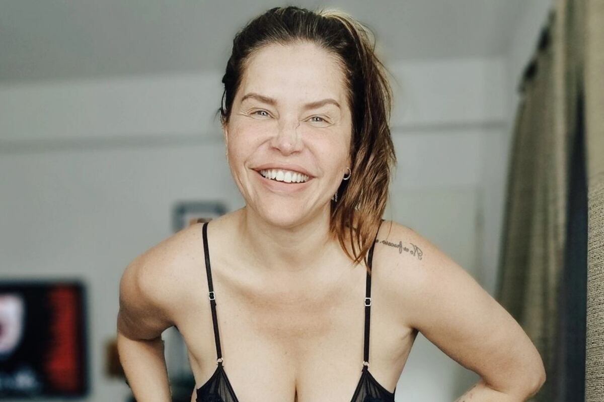 Nazarena Vélez dejó ver su abdomen al natural y reflexionó: “Mi cuerpo no quiere tu opinión”