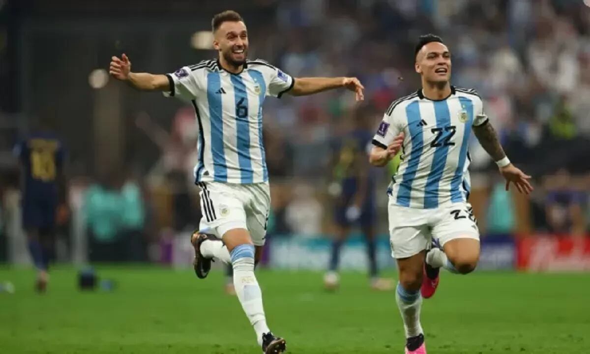 El tierno gesto de un campeón del mundo con un mini hincha