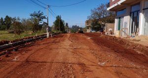 Inician obras de cordón y empedrado en Oberá.