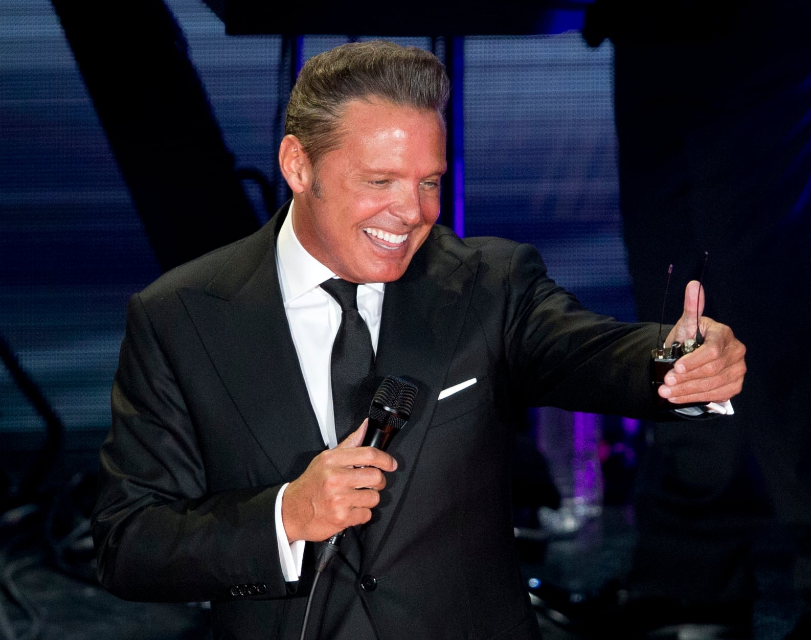 Luis Miguel al ojo de la tormenta.