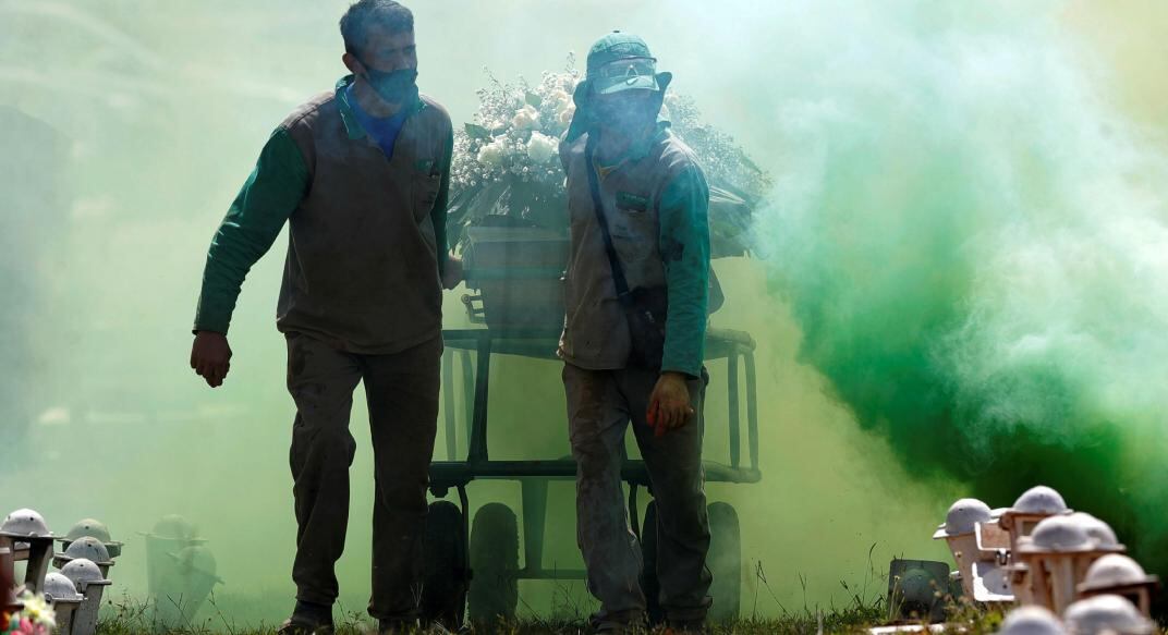 Brasil. La pandemia no da tregua (AP).