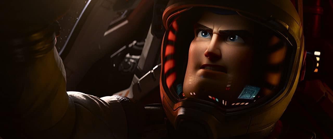 “Lightyear” un estreno polémico y una taquilla que no despega hacia “el infinito y más allá”.