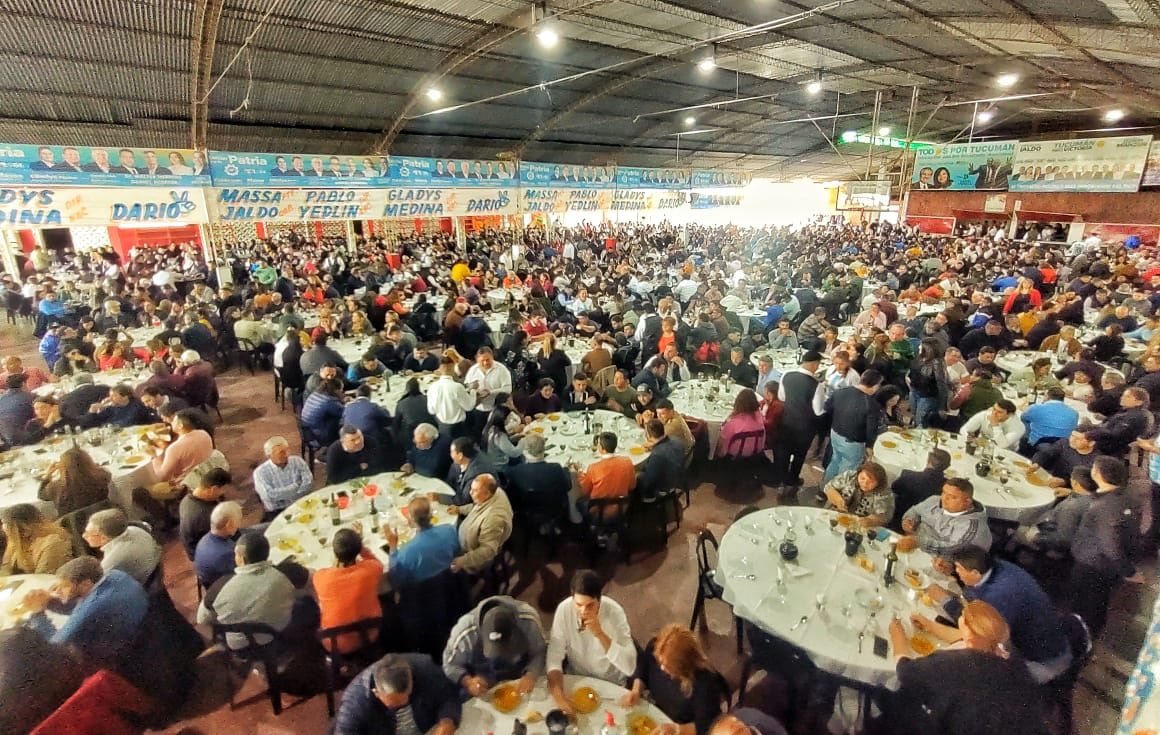 Reunión de dirigentes peronistas en Tucumán.