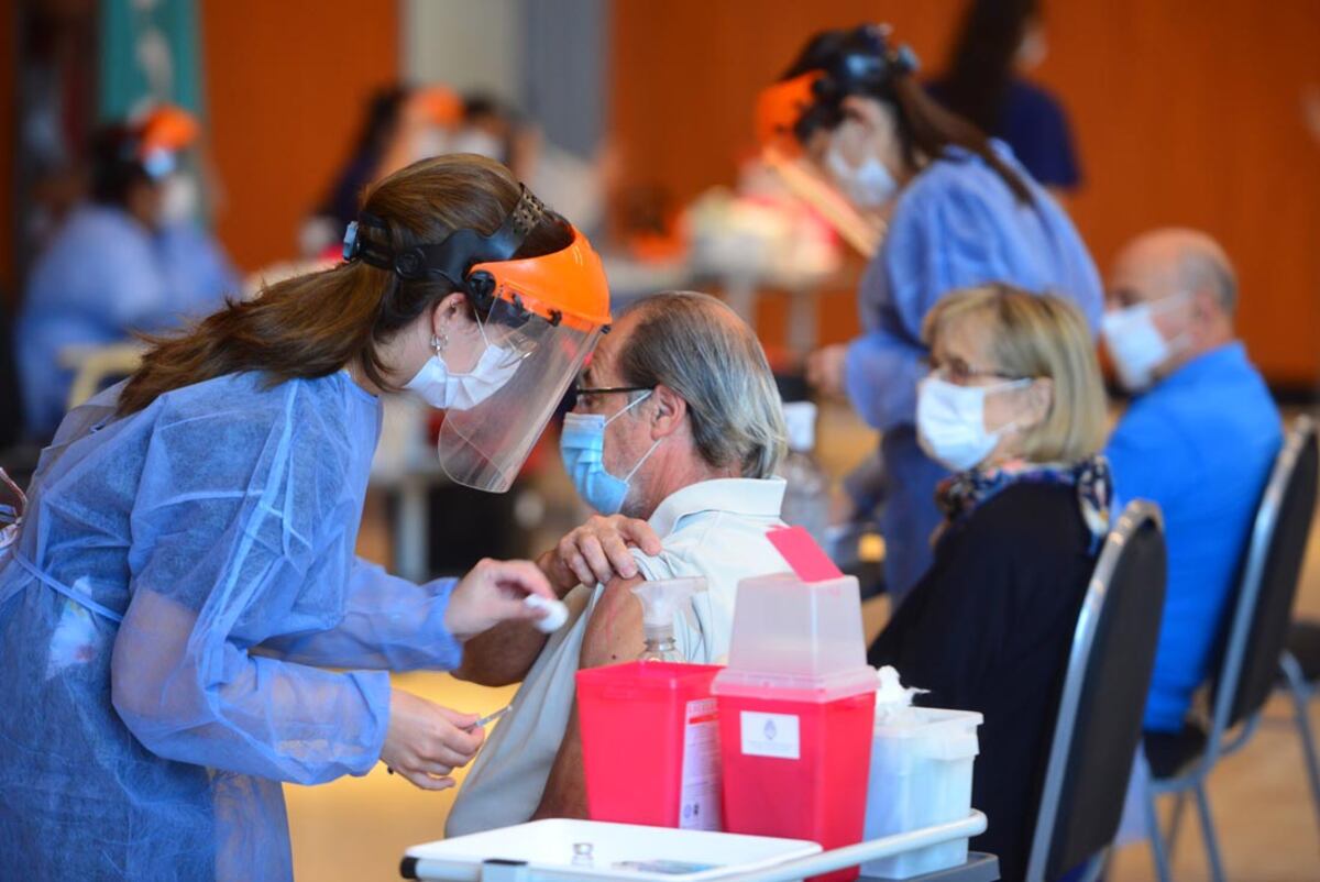 Coronavirus en Córdoba: esperan una 130 mil vacunas esta semana