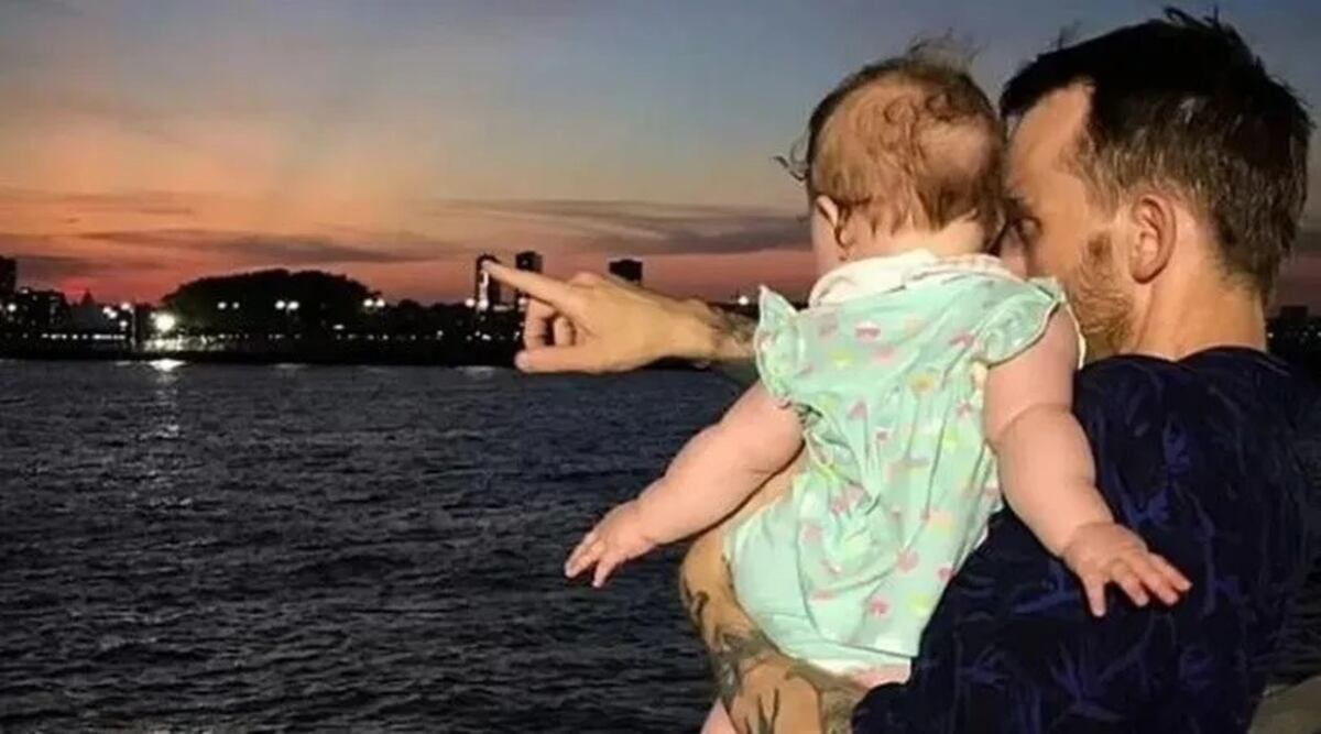Detienen al hijo del escritor Paul Auster por la muerte de sobredosis de su bebé de 10 meses