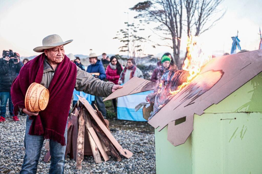 Se realizó en la Plaza General Manuel Belgrano, contó con la tradicional representación de la quema simbólica que recuerda el éxodo del pueblo jujeño iniciado el 23 de agosto de 1812.