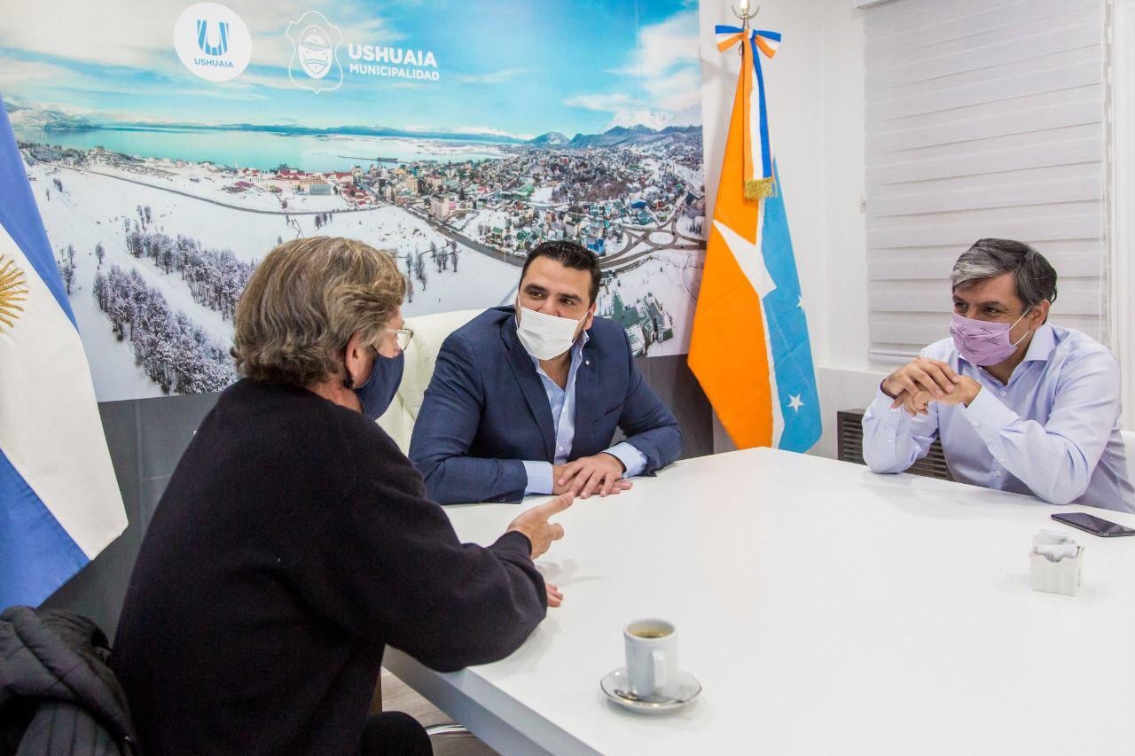 El Intendente mantuvo un encuentro con el Obispo de la Diócesis de Santa Cruz y Tierra del Fuego