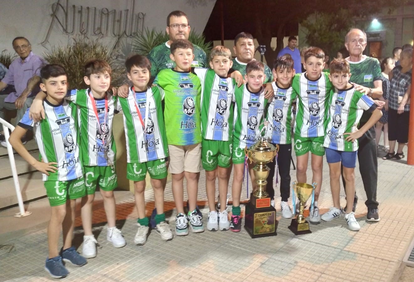 Arroyito campeón del Torneo de Fútbol Infantil de Canal 12