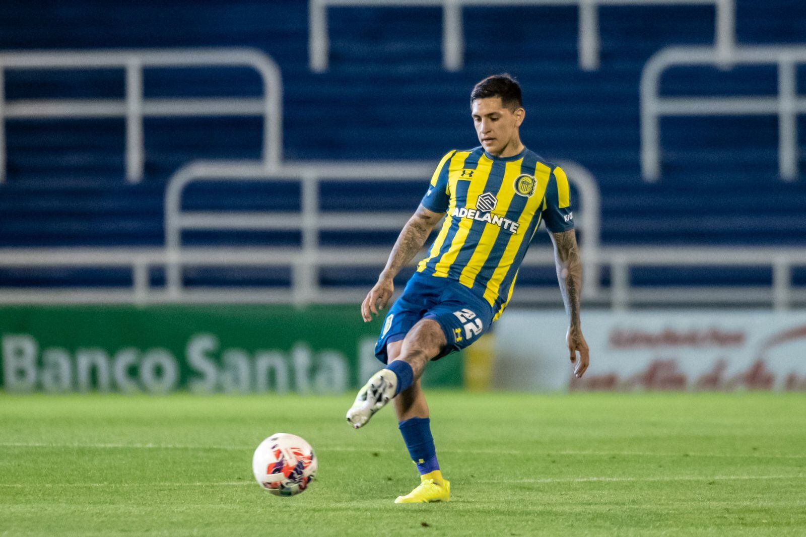 Gastón Ávila, de Boca en Rosario Central (@RosarioCentral)