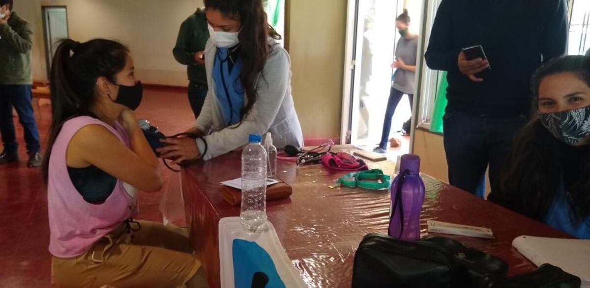 Se desarrolló un operativo integral para personal de la Facultad de Ciencias Forestales