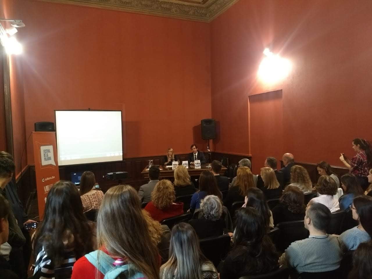 Presentación en el Congreso Internacional de Lengua Española.