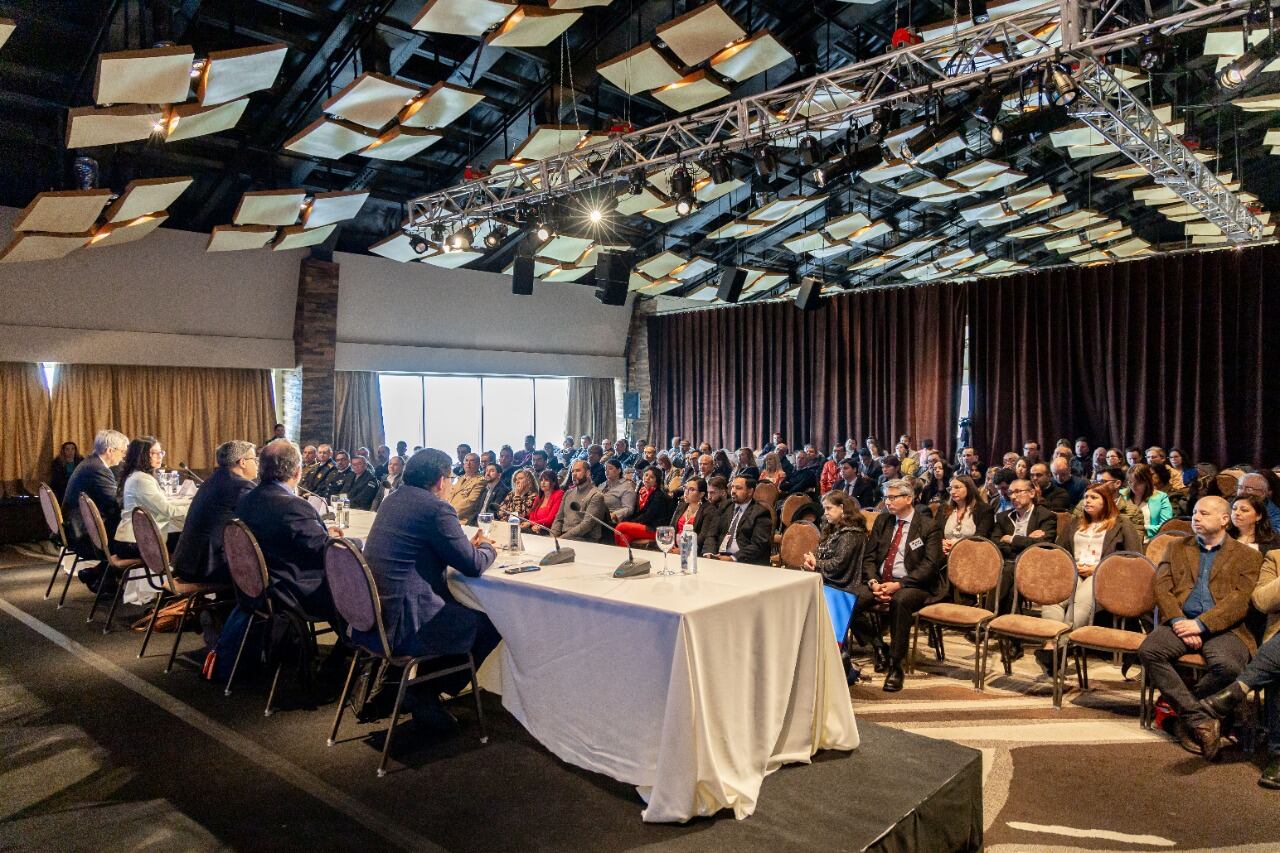 Ministro Jefe de Gabinete de la Provincia, Agustín Tita, en el marco del cierre del XXVIII del Comité de Integración Austral