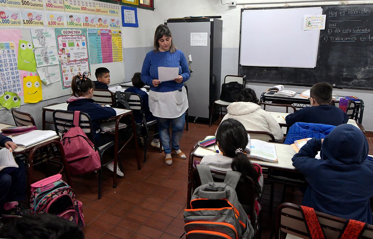 Aumento para los docentes. 