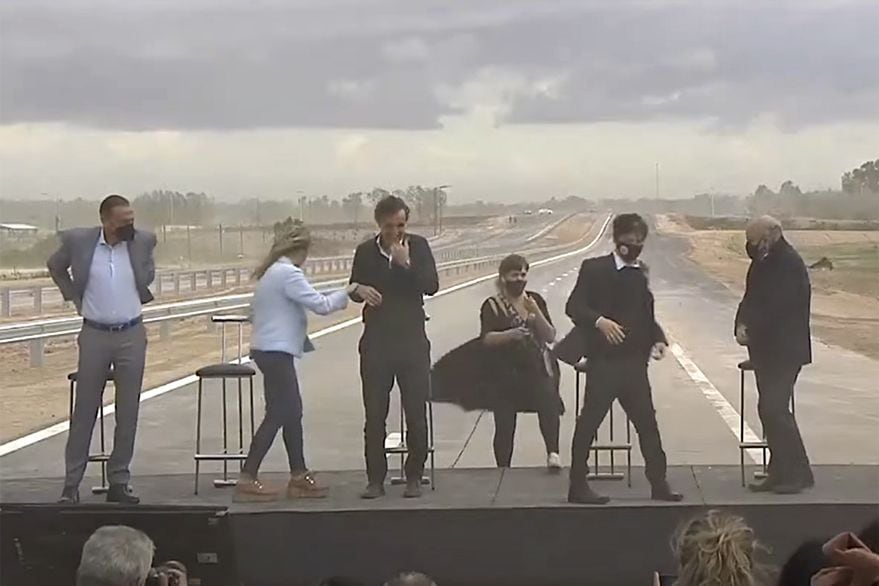 Las ráfagas también sorprendieron a Kicillof