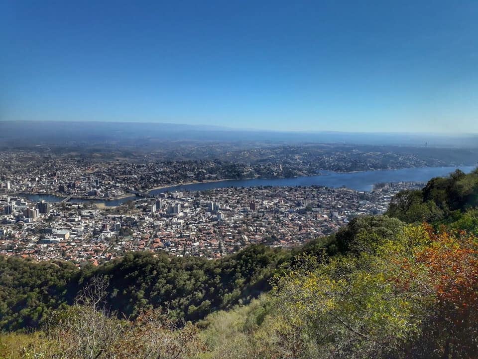 Vista desde el Cerro La Cruz en Villa Carlos Paz.