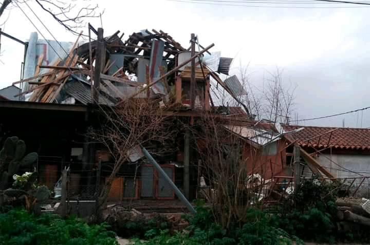 Así fueron los destrozos ocasionados por el viento en Tandil.