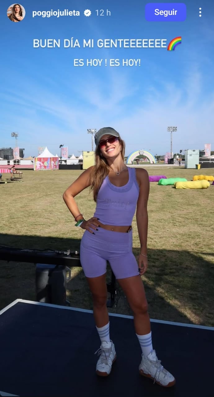 Julieta Poggio eligió un look mega tendencia para disfrutar de la primera fecha del Lollapalooza