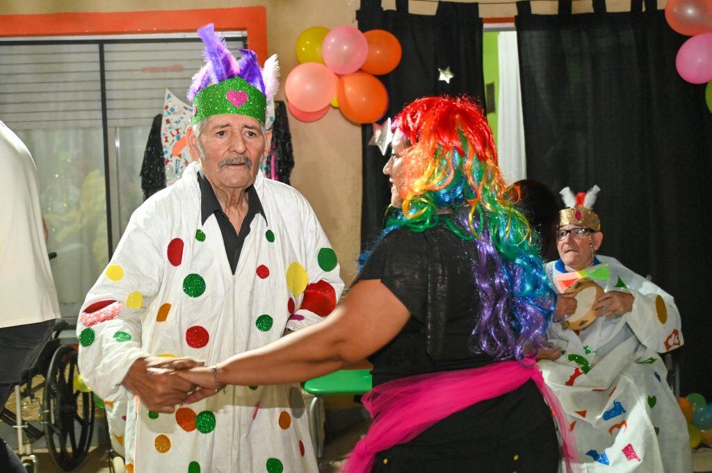 Carnavales en el Hogar de Ancianos Juan XXIII de Arroyito