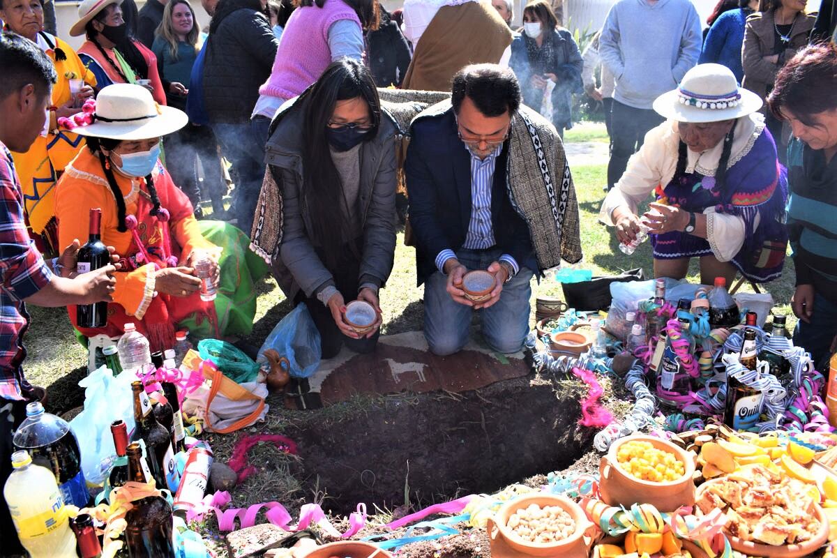 "La Pachamama es parte de nuestra cultura, es parte de nuestra esencia", subrayó que el presidente del Concejo Deliberante de San Salvador de Jujuy, Lisandro Aguiar.