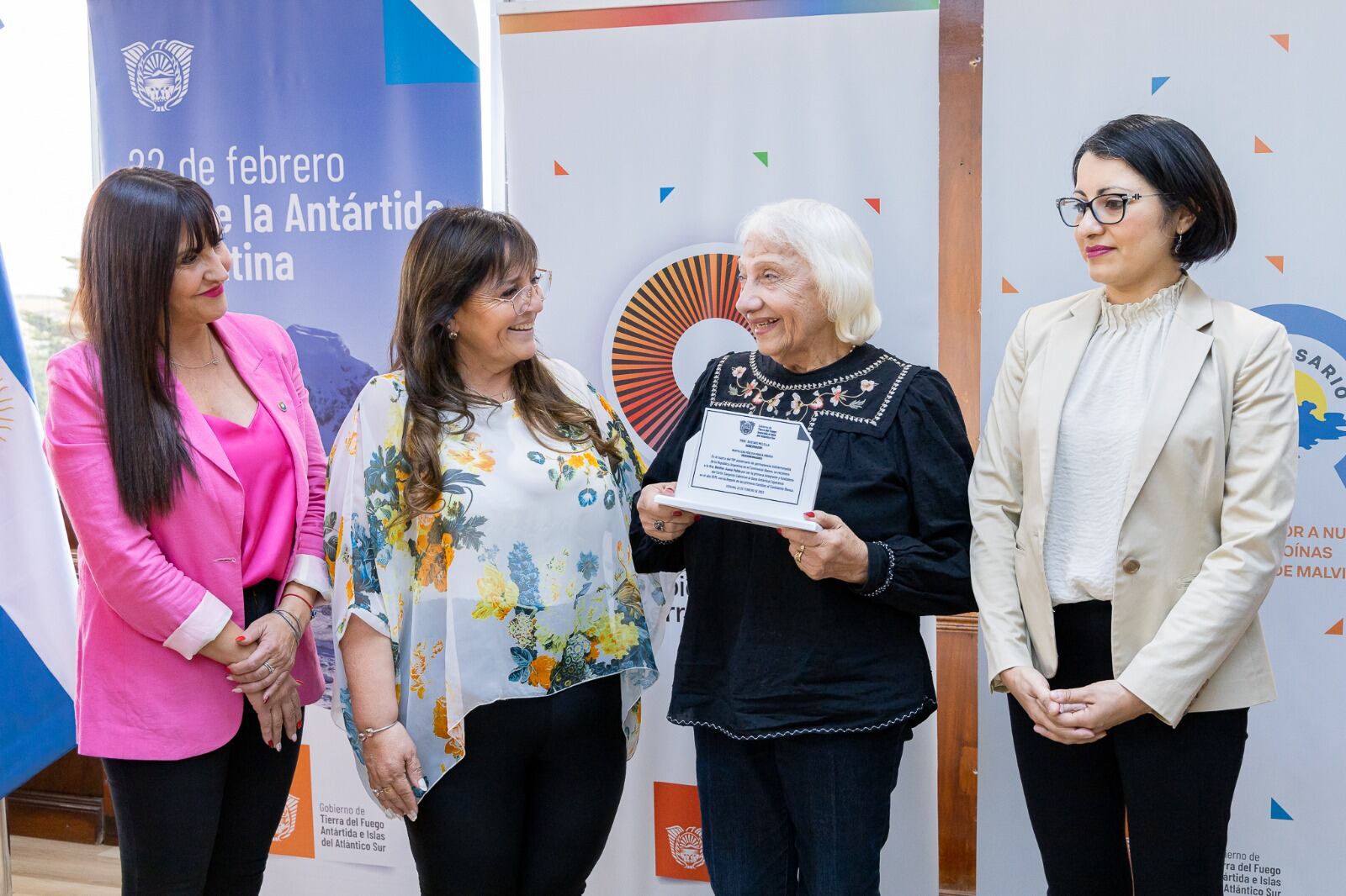 Distinguieron a la primera mujer nacida en la Antártida