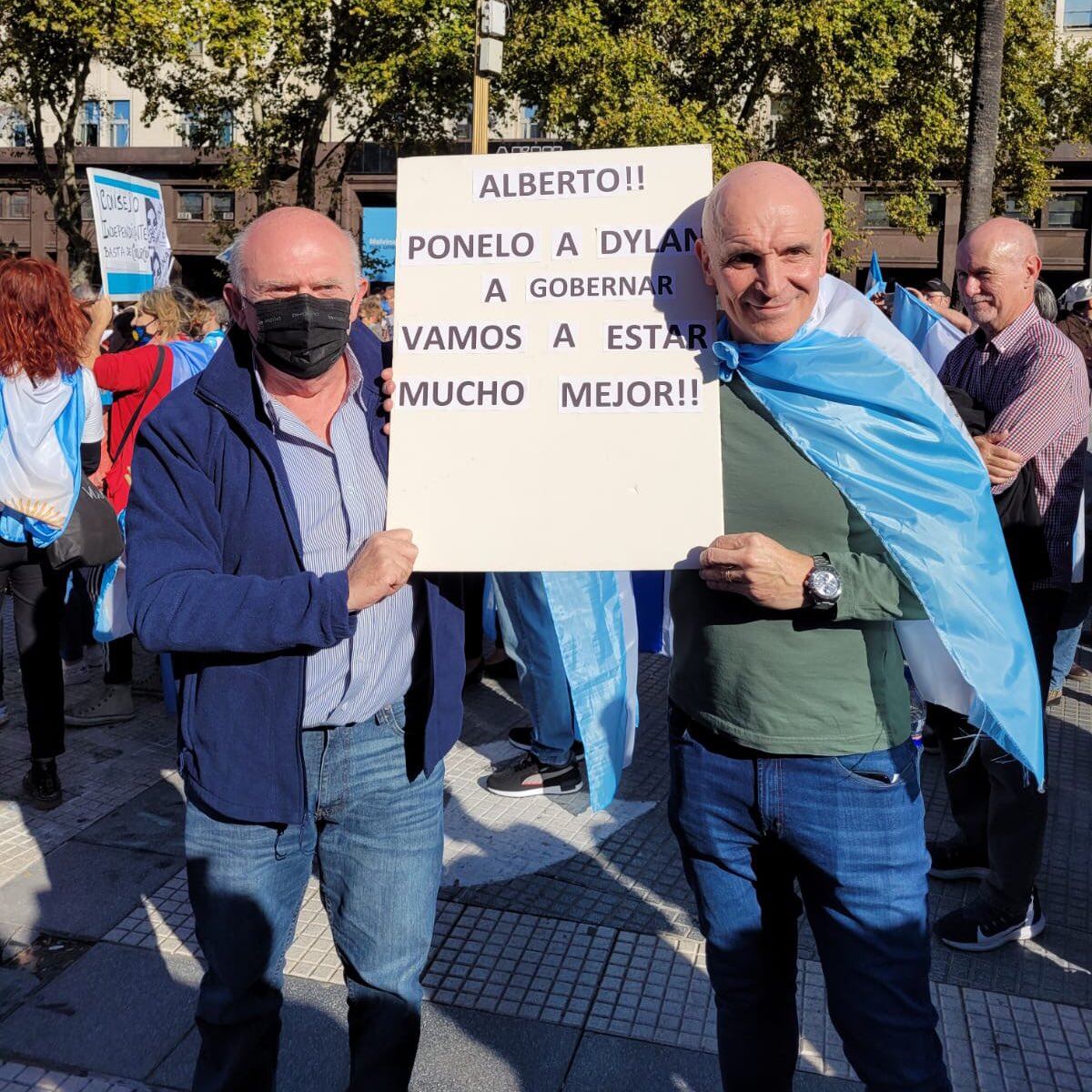 Espert estuvo presente en Plaza de Mayo. (Clarín)