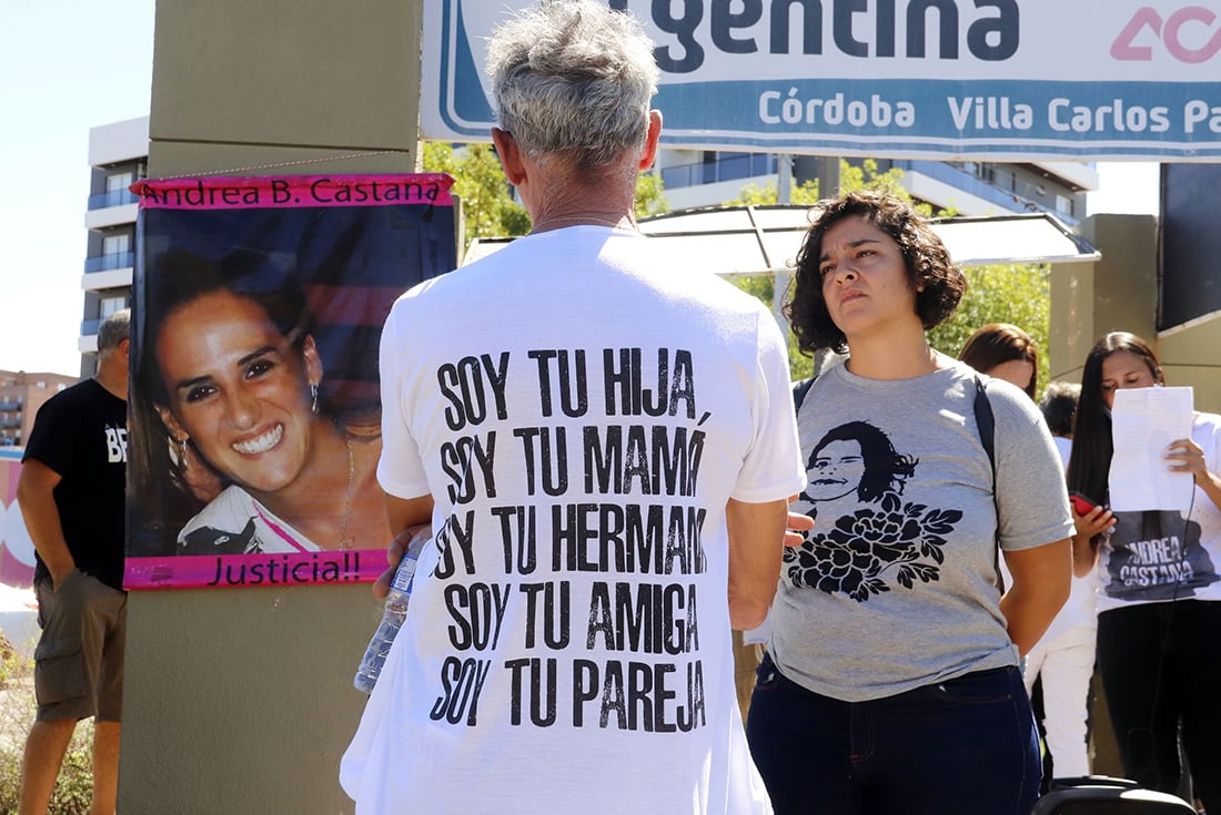 Marcha en Carlos Paz por los 7 años del asesinato de Andrea Castana. (La Voz)