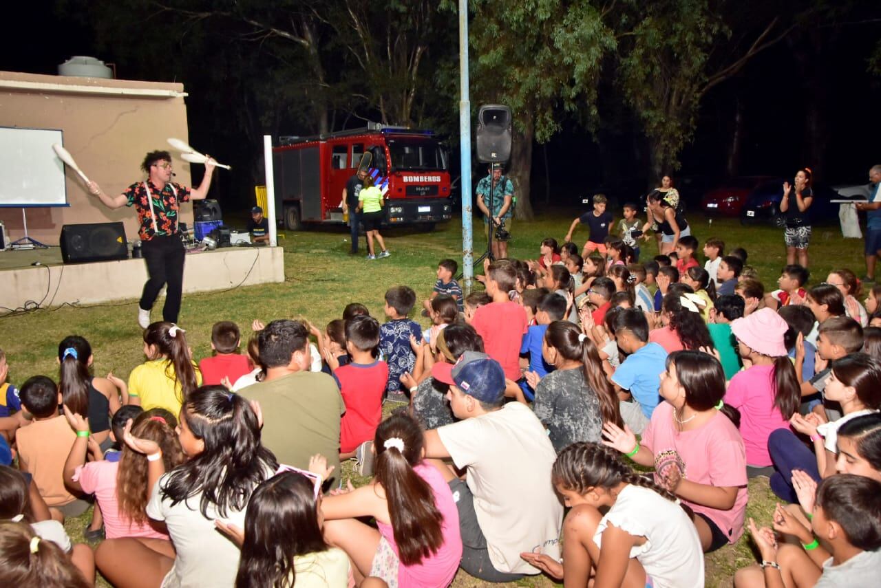 Primer fogón infantil en Tránsito