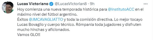 Lucas Victoriano, entrenador del Instituto campeón del básquetbol, y muy futbolero.