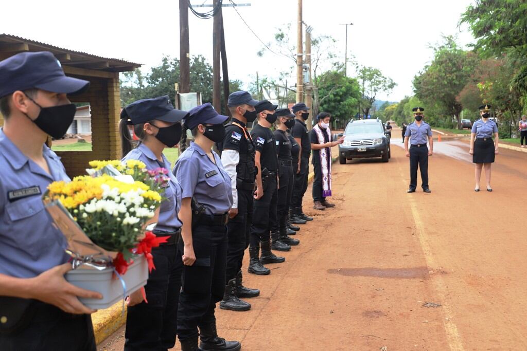 El Soberbio: rindieron homenaje al Policía de perdió la vida en un asalto bancario