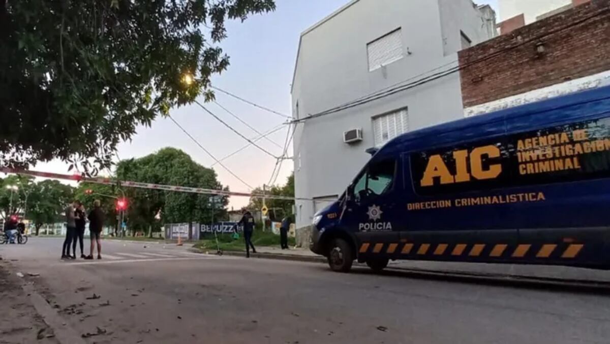 Cayó en Rosario una banda de extorsionadores integrada por presos y un policía retirado