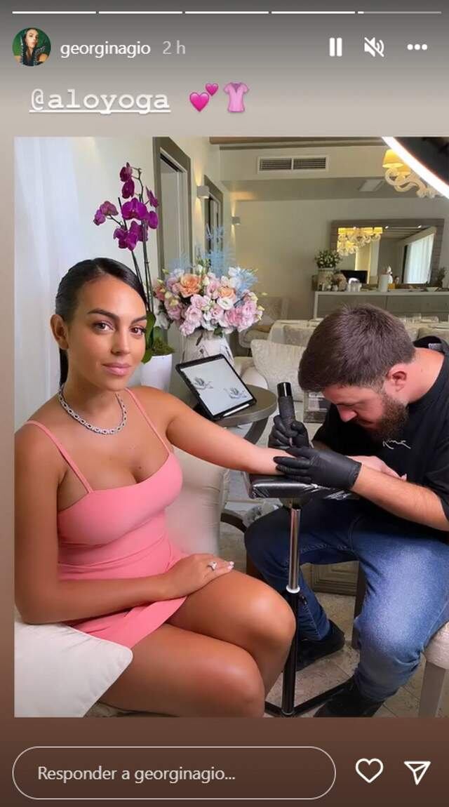 Georgina Rodríguez mostró el momento cuando se hizo su primer tatuaje.