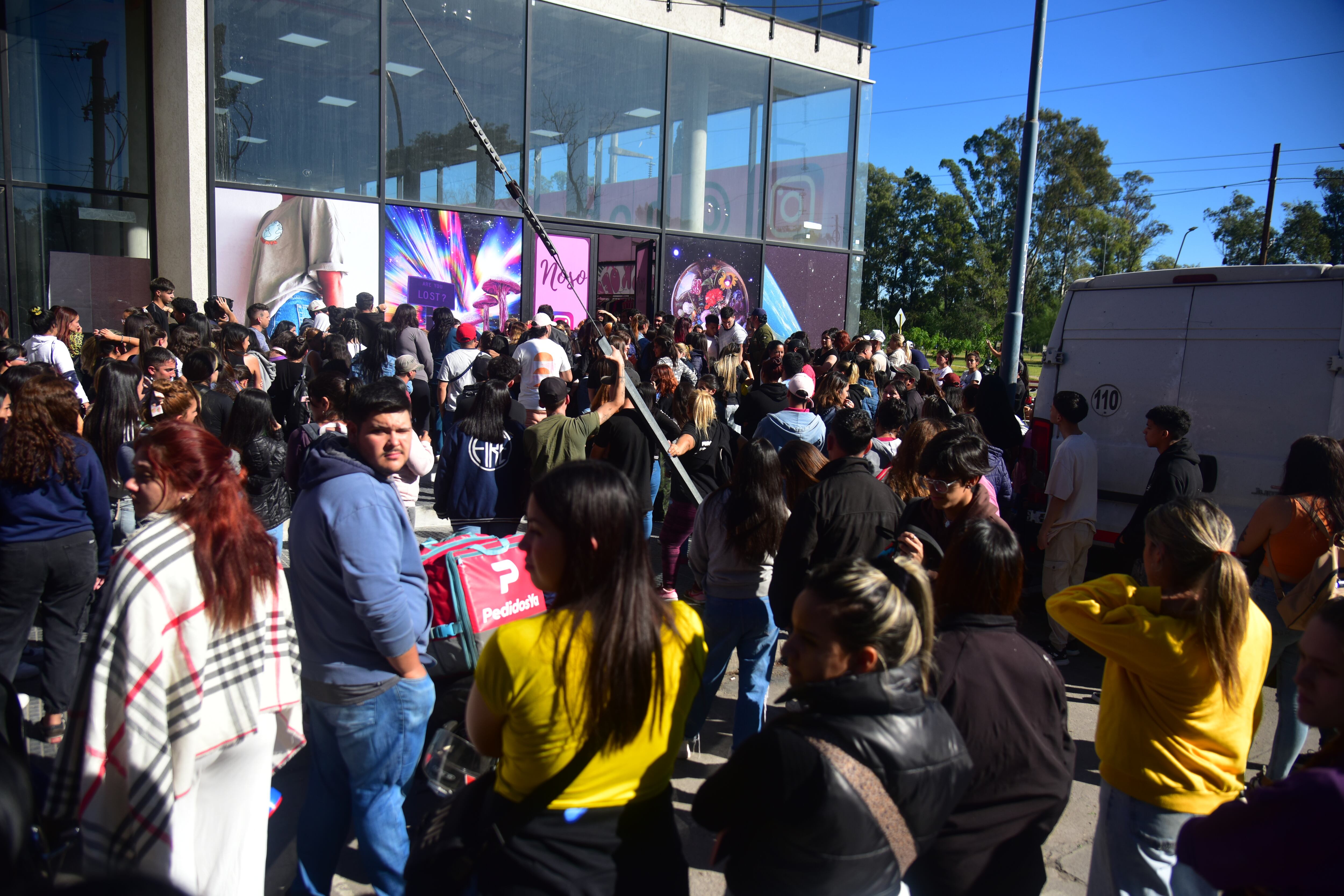 Barrio Jardín. Abrió un local de ropa con precios populares y es furor en la zona sur de la Córdoba capital (Pedro Castillo/La Voz).