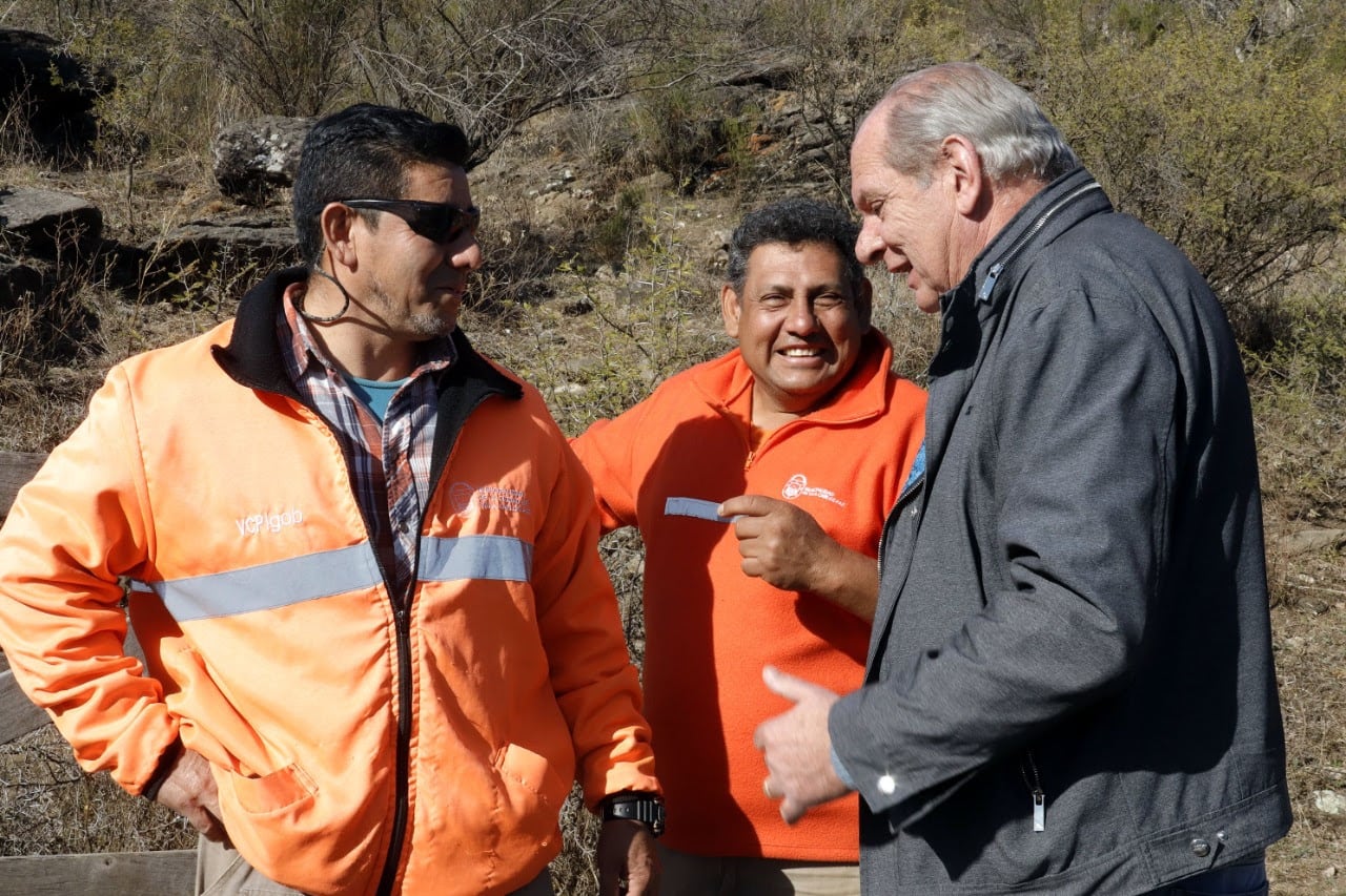 Trabajos en el canal de la toma