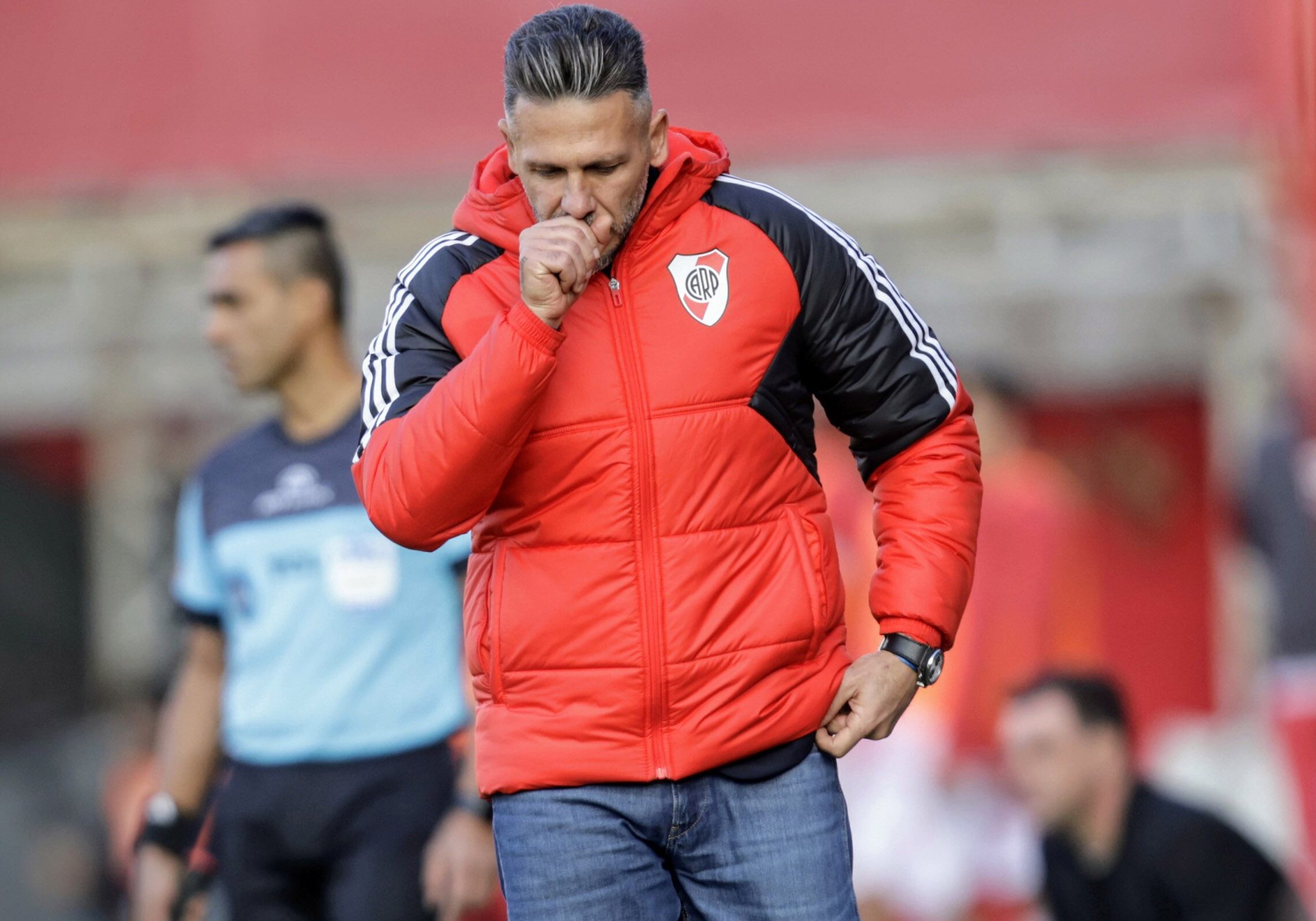 La continuidad de Martín Demichelis como DT de River, según la AI (Fotobaires).