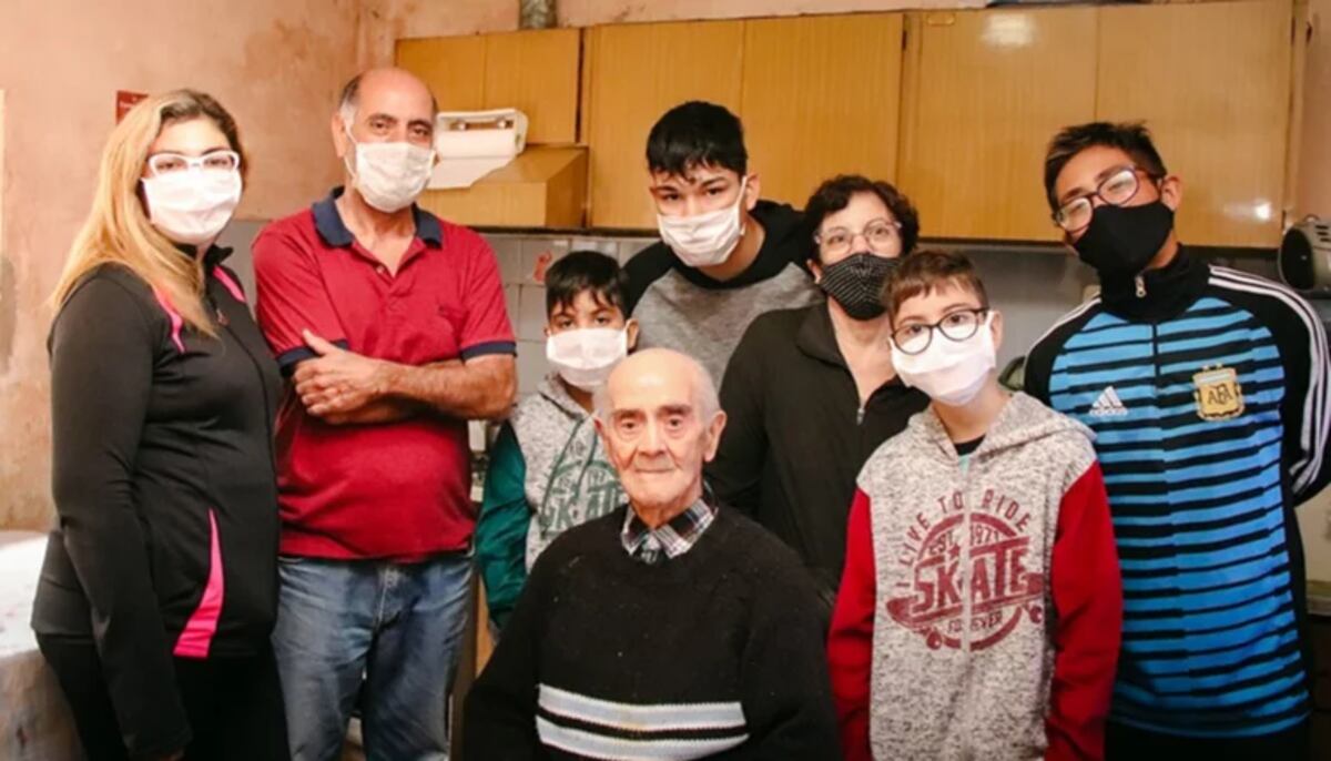 Venció al coronavirus y festeja sus 100 años de vida