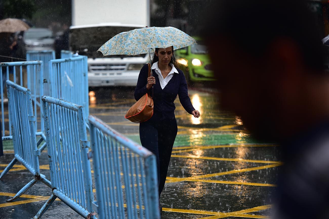 Se viene un día de lluvia en la ciudad de Córdoba. 