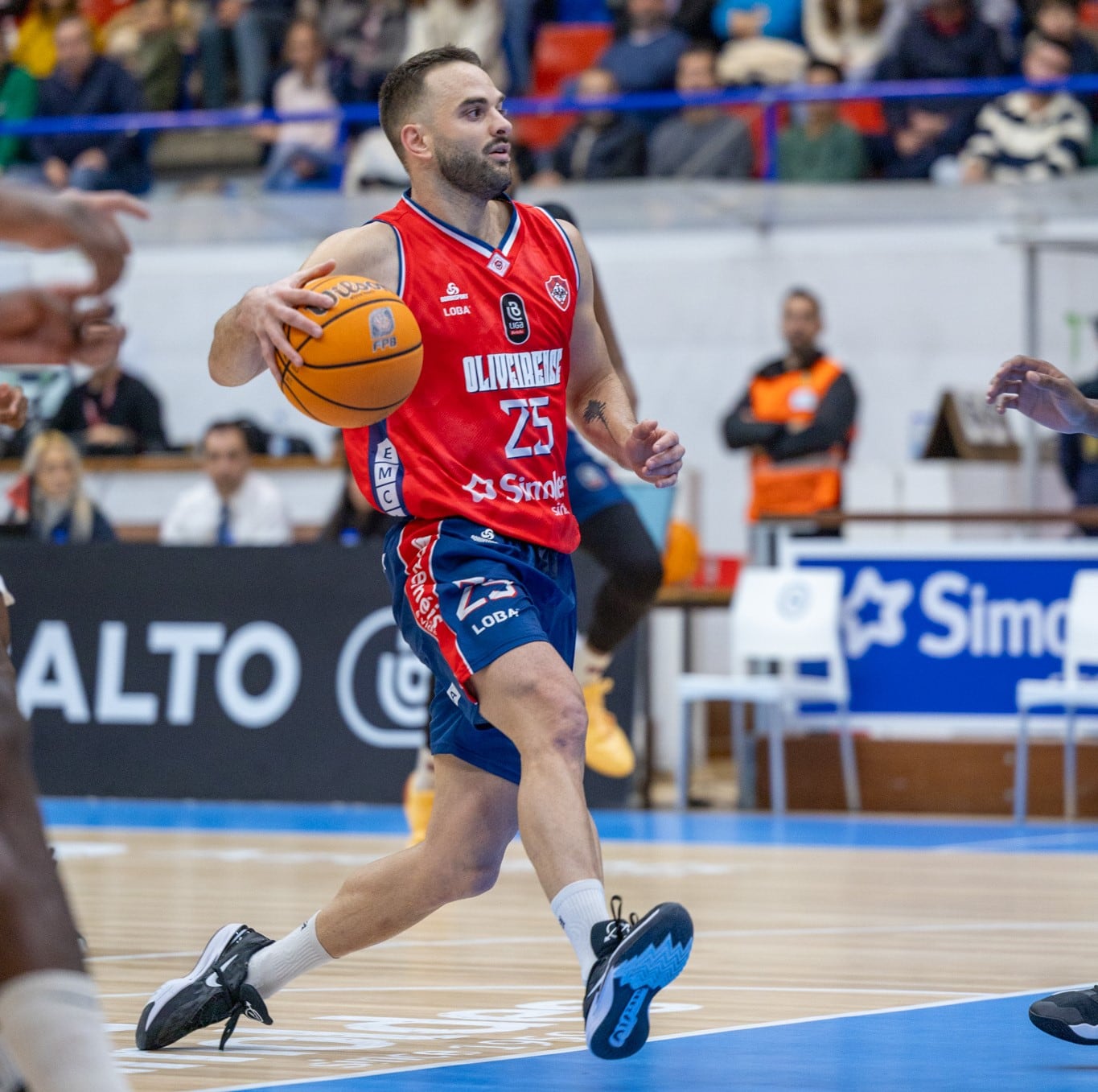 Pablo Bertone Oliveirense Liga Portuguesa de Basquet