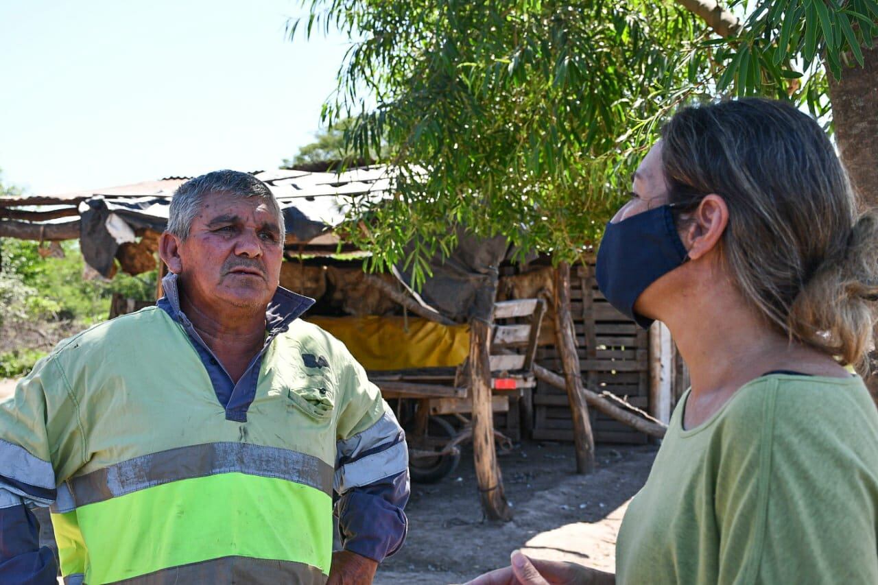 Tramitan títulos de propiedad para productores rurales.