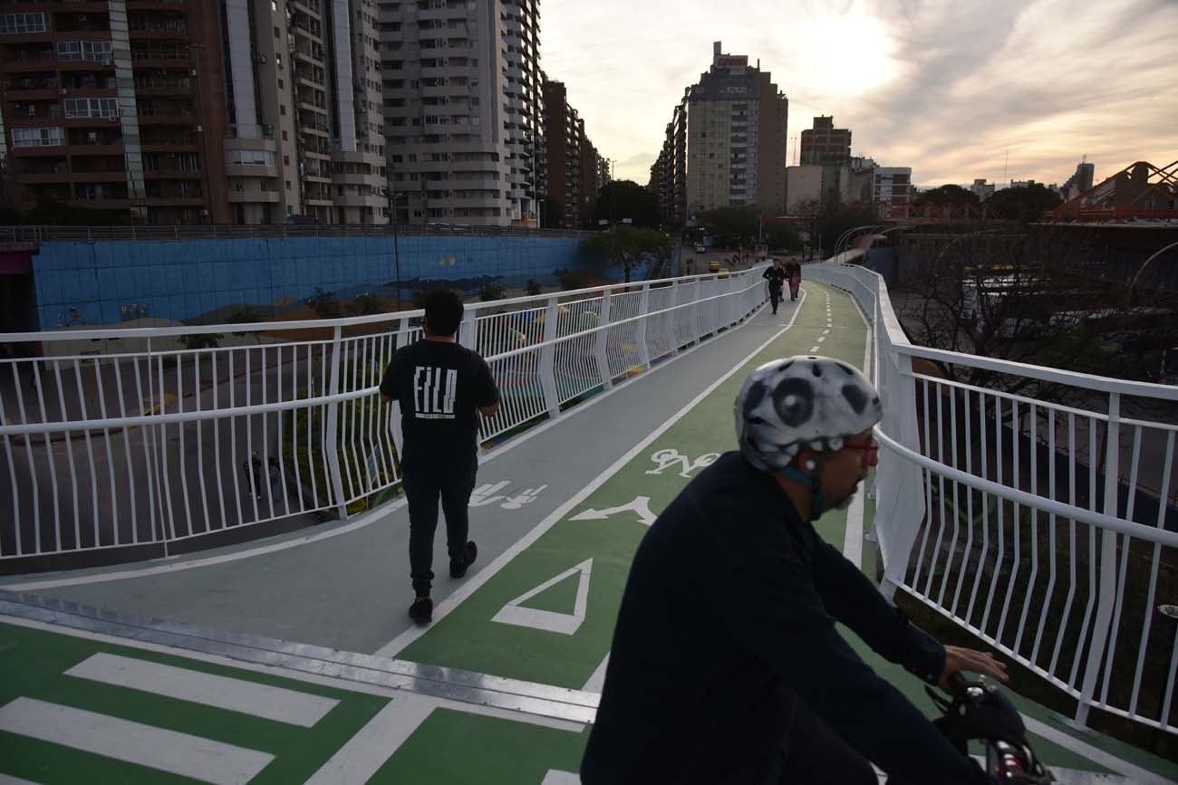 Nueva Ciclovía elevada que une General Paz con el Parque Sarmiento y Nva. Córdoba. (Facundo Luque / La Voz)