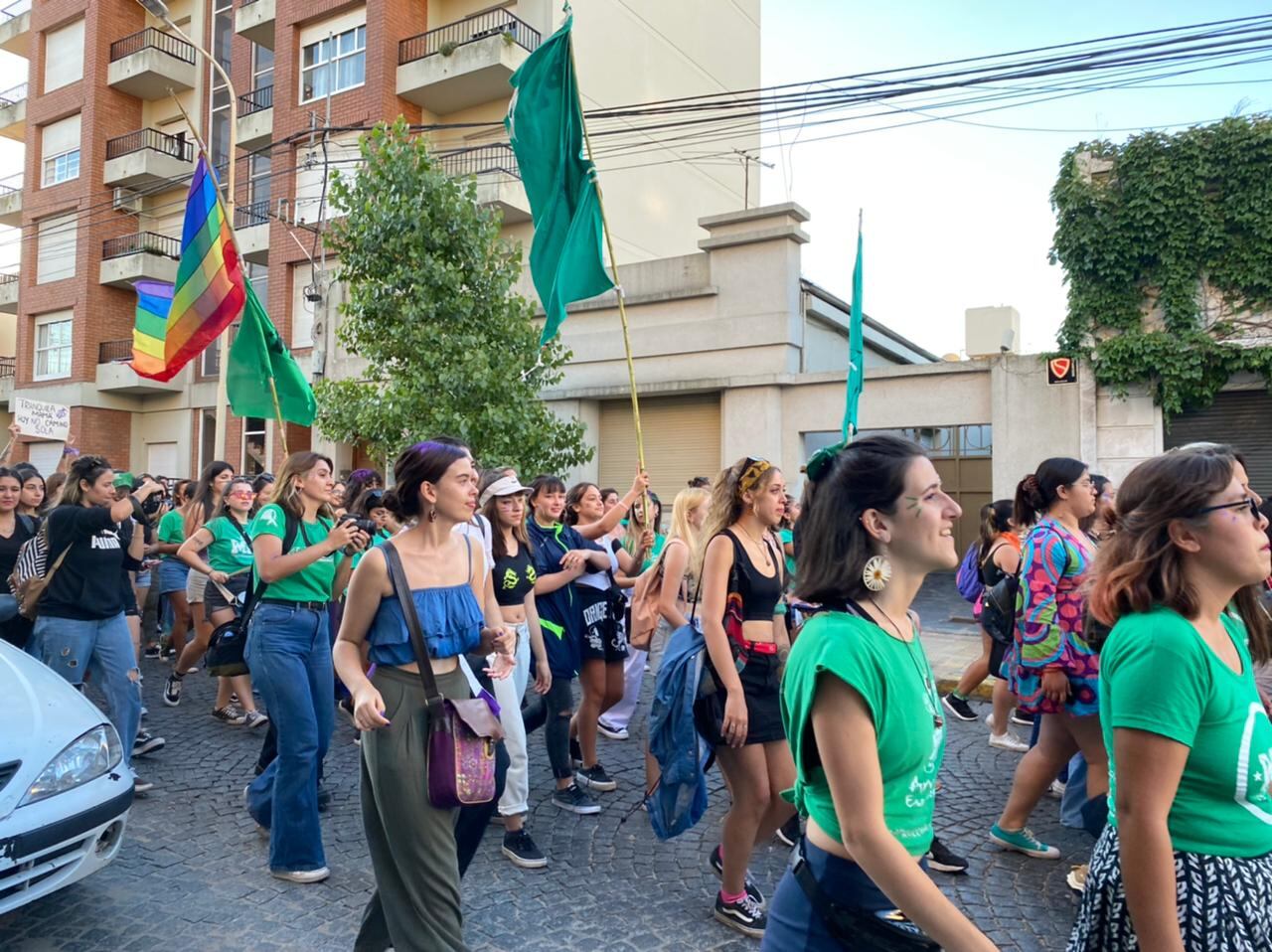 Así fue la movilización por el Día de la Mujer en Tandil.