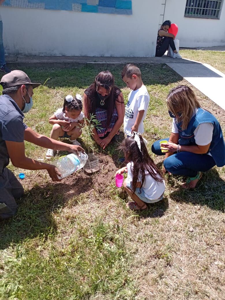 Los alumnos de los centros infantiles municipales de Carlos Paz recibieron sus diplomas