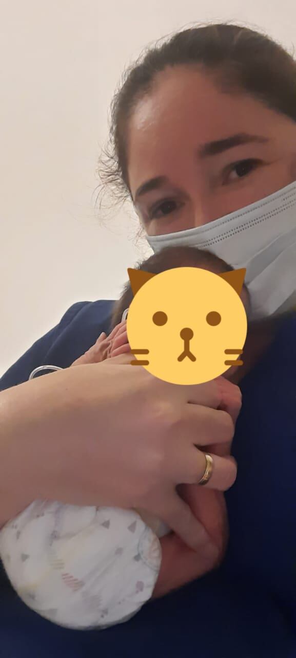 Danisa Sponton, Licenciada en Enfermería, trabaja en la Maternidad Martin, en el sector de Neonatología