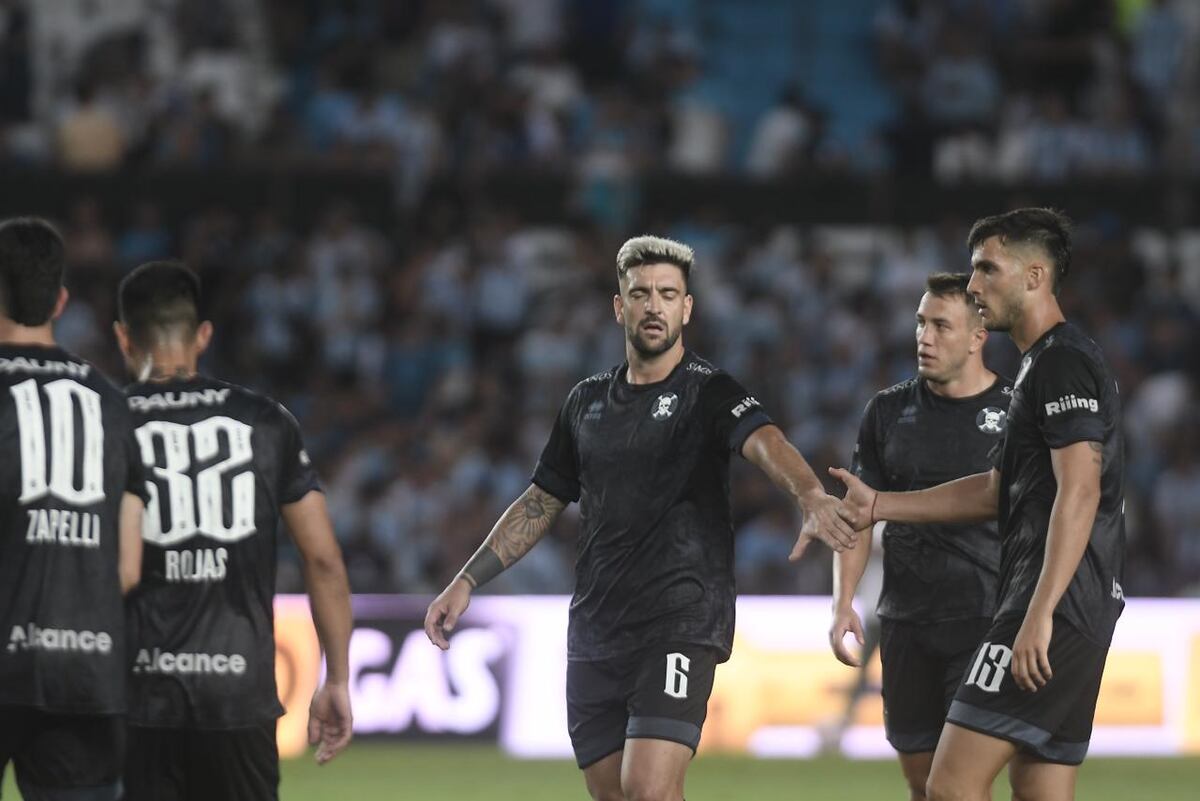Video: Belgrano rescató un buen empate ante Racing en su regreso a la Liga Profesional